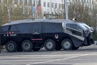 Chinese Law Enforcement Unveils Remarkable Riot Vehicle Inspired by Prometheus Movie (Twitter Tycho de Feijter)